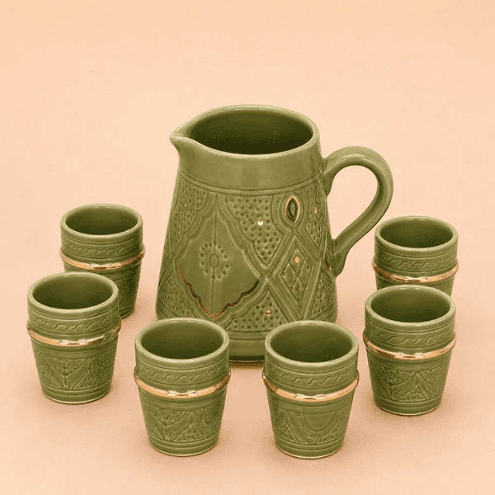 Carafe and 6 Glasses